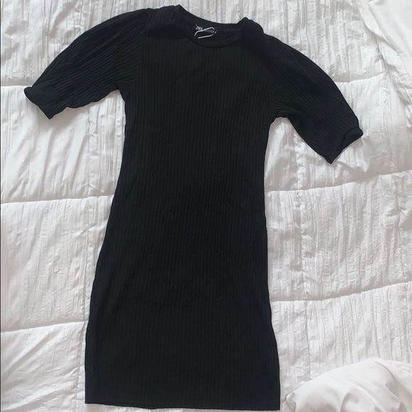 Black ribbed short dress - Picture 2 of 4